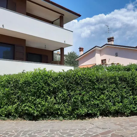 Casa Vacanza Elfa Апартаменты Дуйно